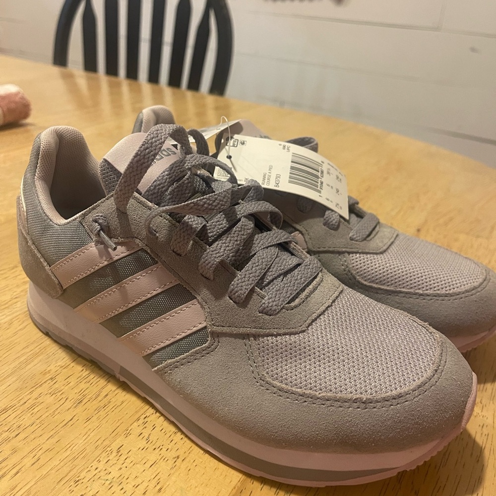 Adidas Tennis Shoes